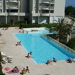 2p 42m² Terrasse / Piscine / Clim / ! Apartment