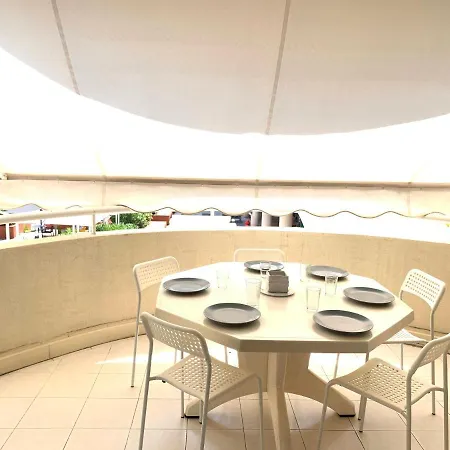 شقة 2p 42m² Terrasse / Piscine / Clim / ! جوان ليه باه