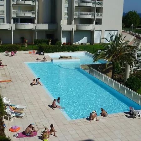2p 42m² Terrasse / Piscine / Clim / ! شقة